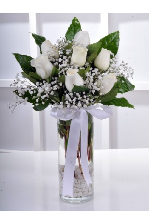 CAM VAZODA 7 ADET BEYAZ GÜL