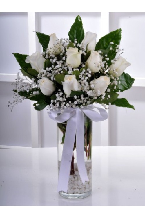 CAM VAZODA 9 ADET BEYAZ GÜL